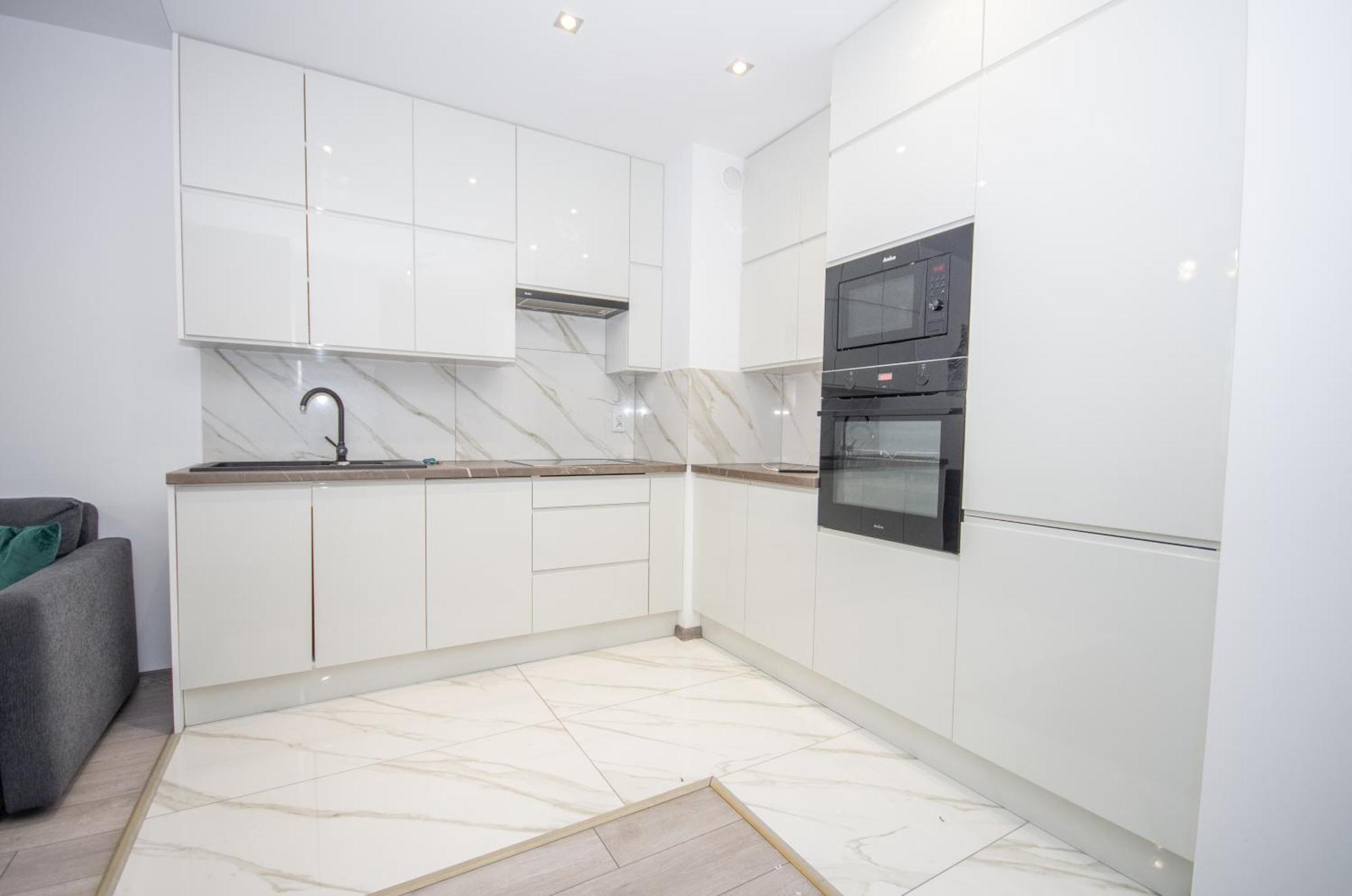 Inpoint Zablocie Modern Apartments For Work&Travel Краков Экстерьер фото