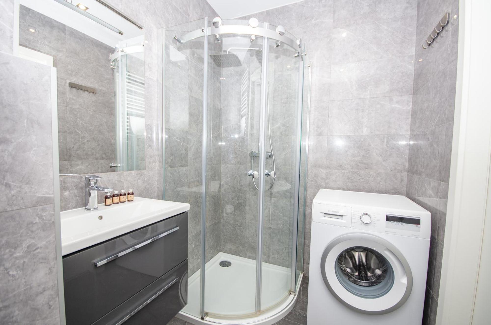 Inpoint Zablocie Modern Apartments For Work&Travel Краков Экстерьер фото