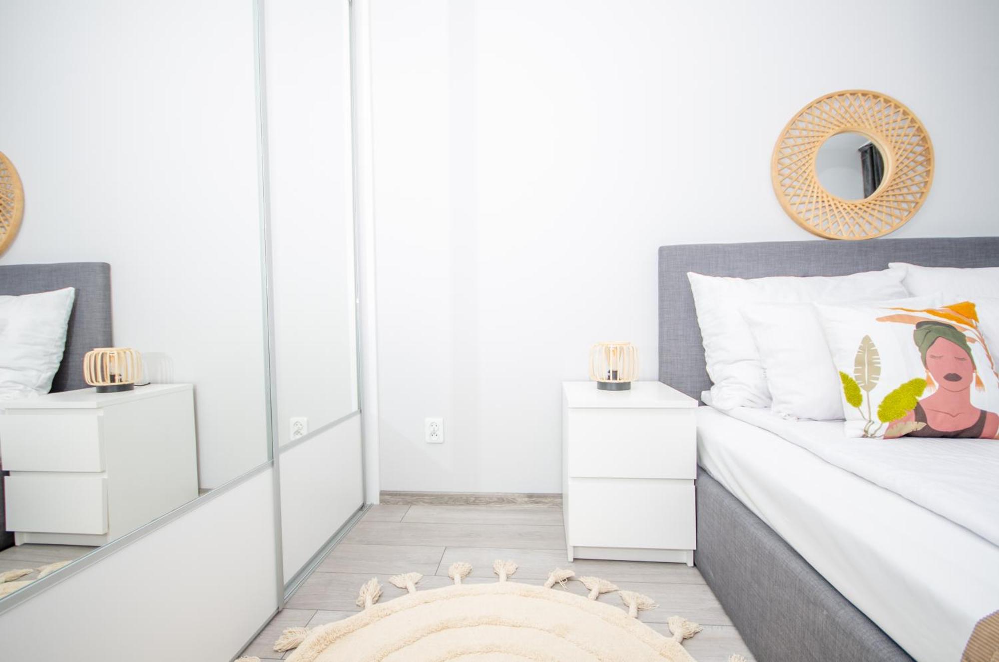 Inpoint Zablocie Modern Apartments For Work&Travel Краков Экстерьер фото